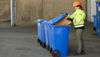 Stena Recycling medarbejder foretager sorteringsanalyse