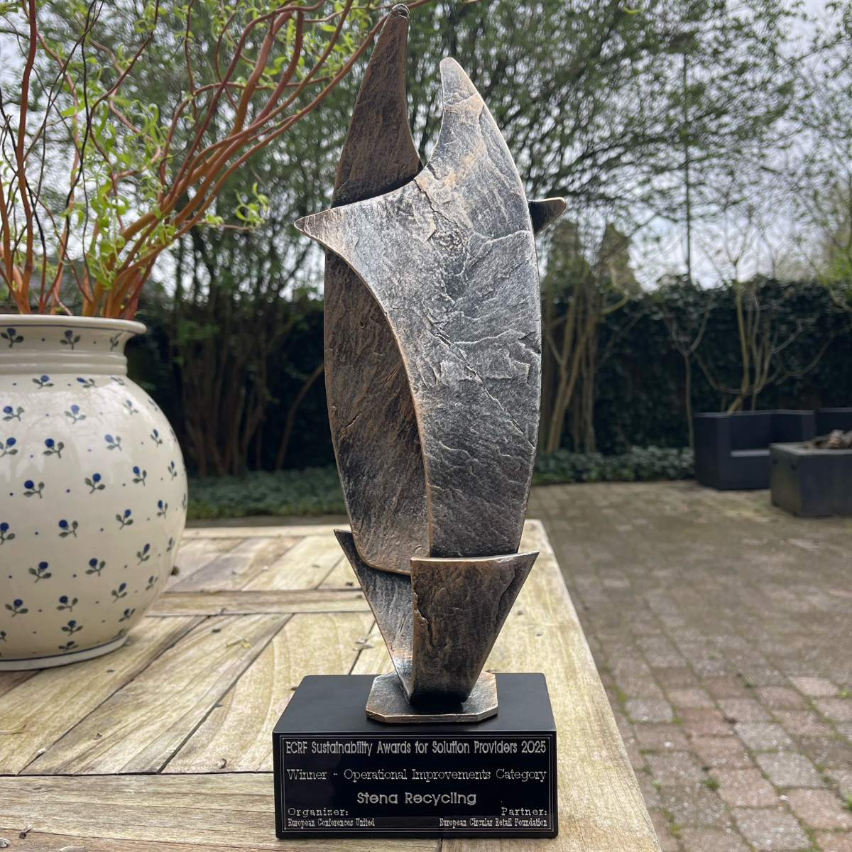 Statuetka nagrody Sustainability Award