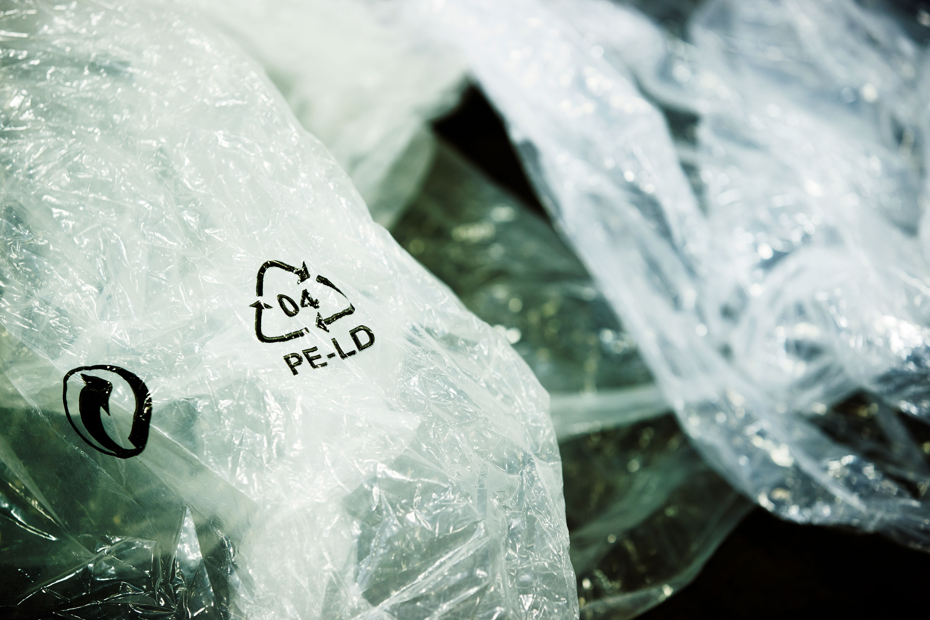 LDPE plastfolie kan genanvendes til plastpellets til brug som råmateriale i ny plastfolie.