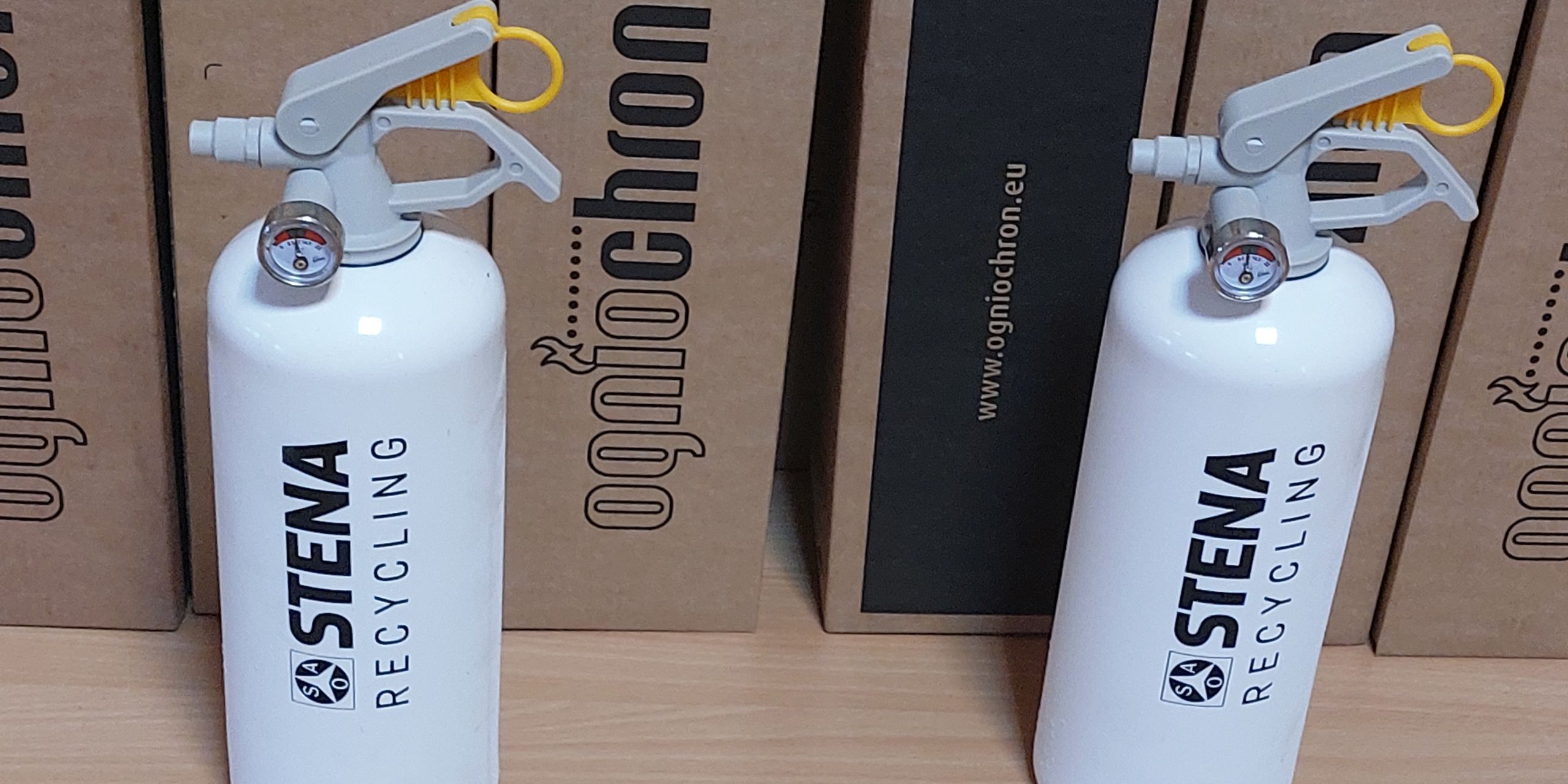 Rozdaliśmy 100 gaśnic | Stena Recycling