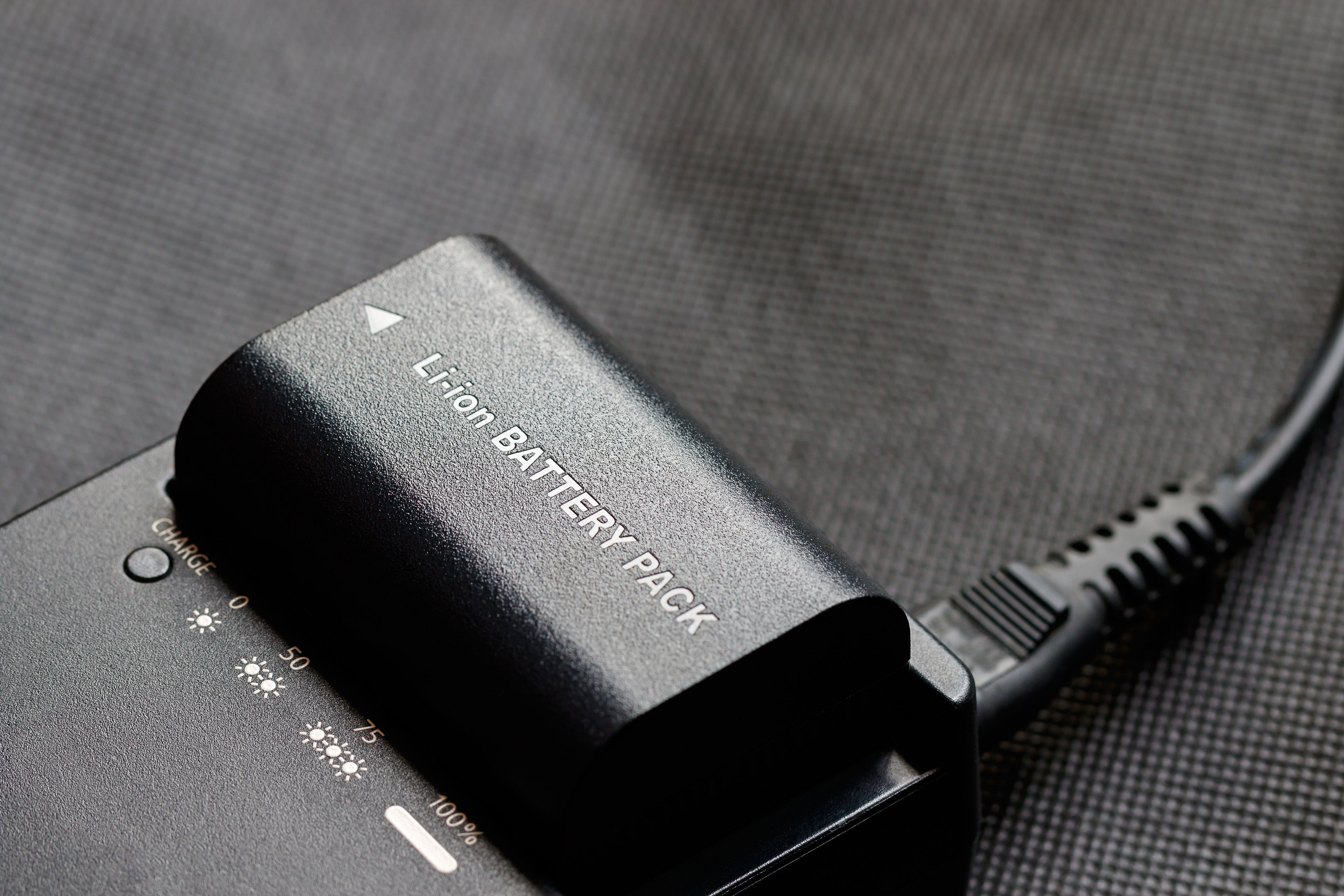Et lite litium-ionbatteri