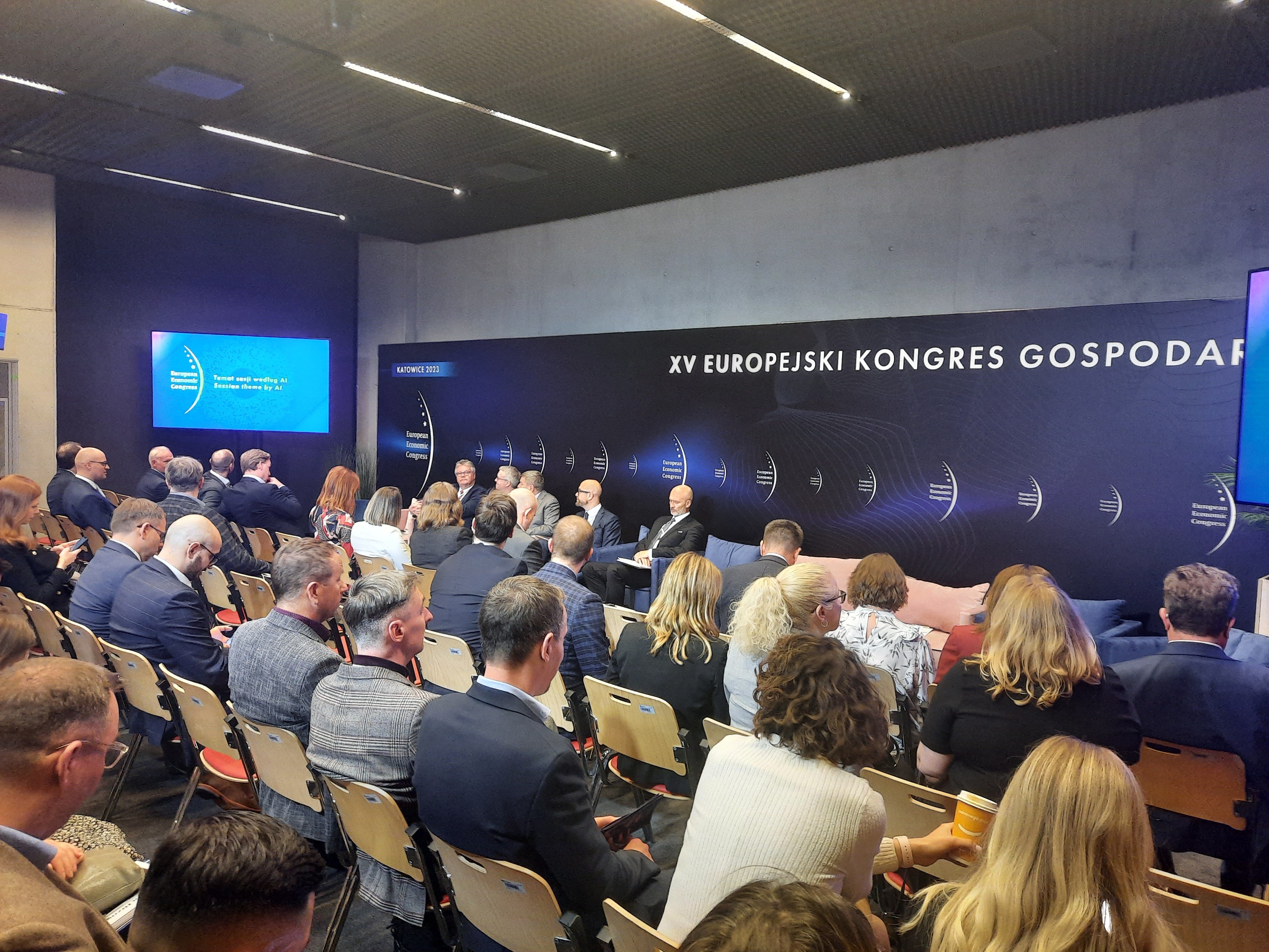 Debata panelowa podczas Europejskiego Kongresu Gospodarczego, Stena Recycling, Skandynawsko-Polska Izba Gospodarcza