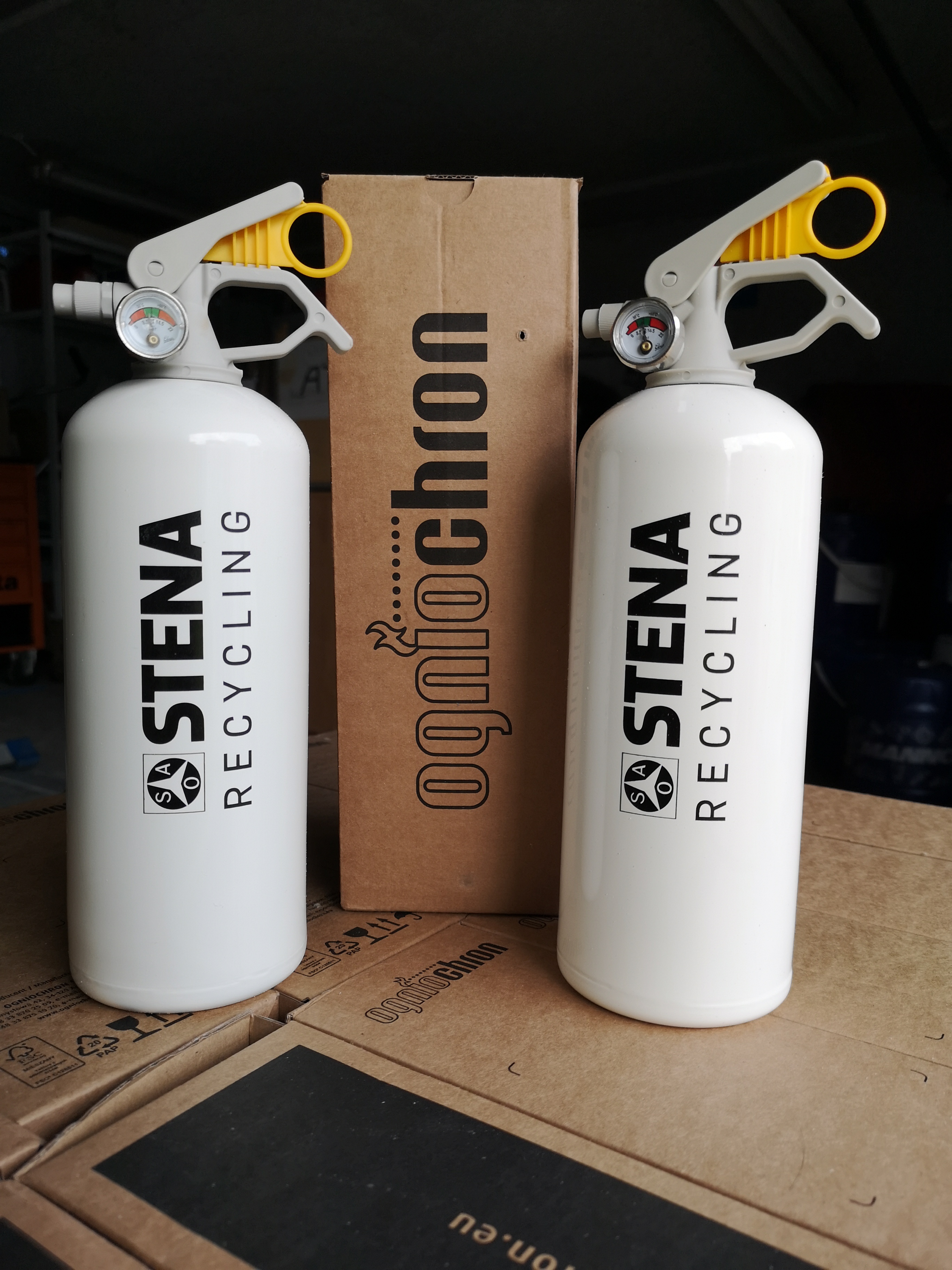 Gaśnice z logo Stena Recycling