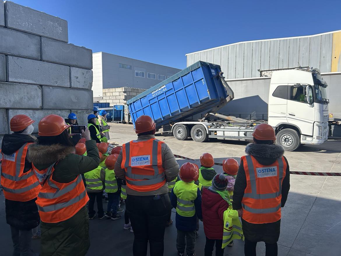 Wycieczka przedszkolaków do oddziału Stena Recycling