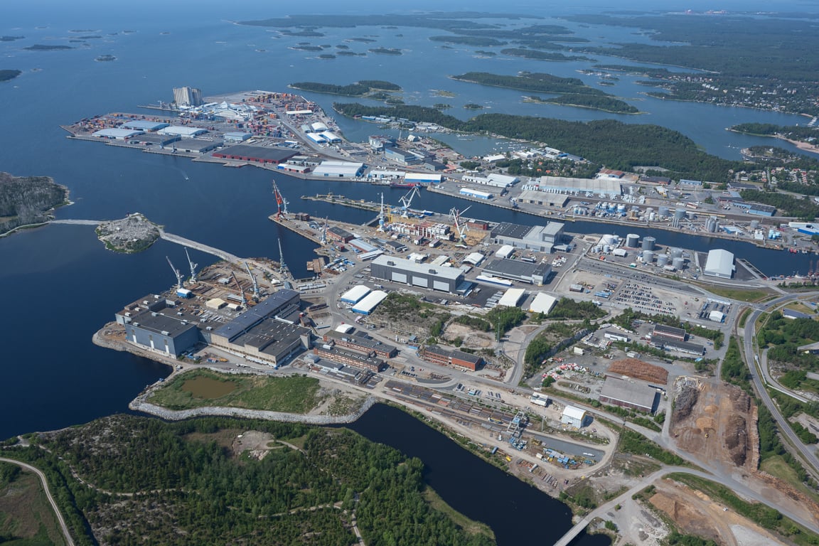 Aluekuvaa Rauma Marine Constructionin telakalta