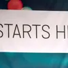  Baner z napisem It starts here