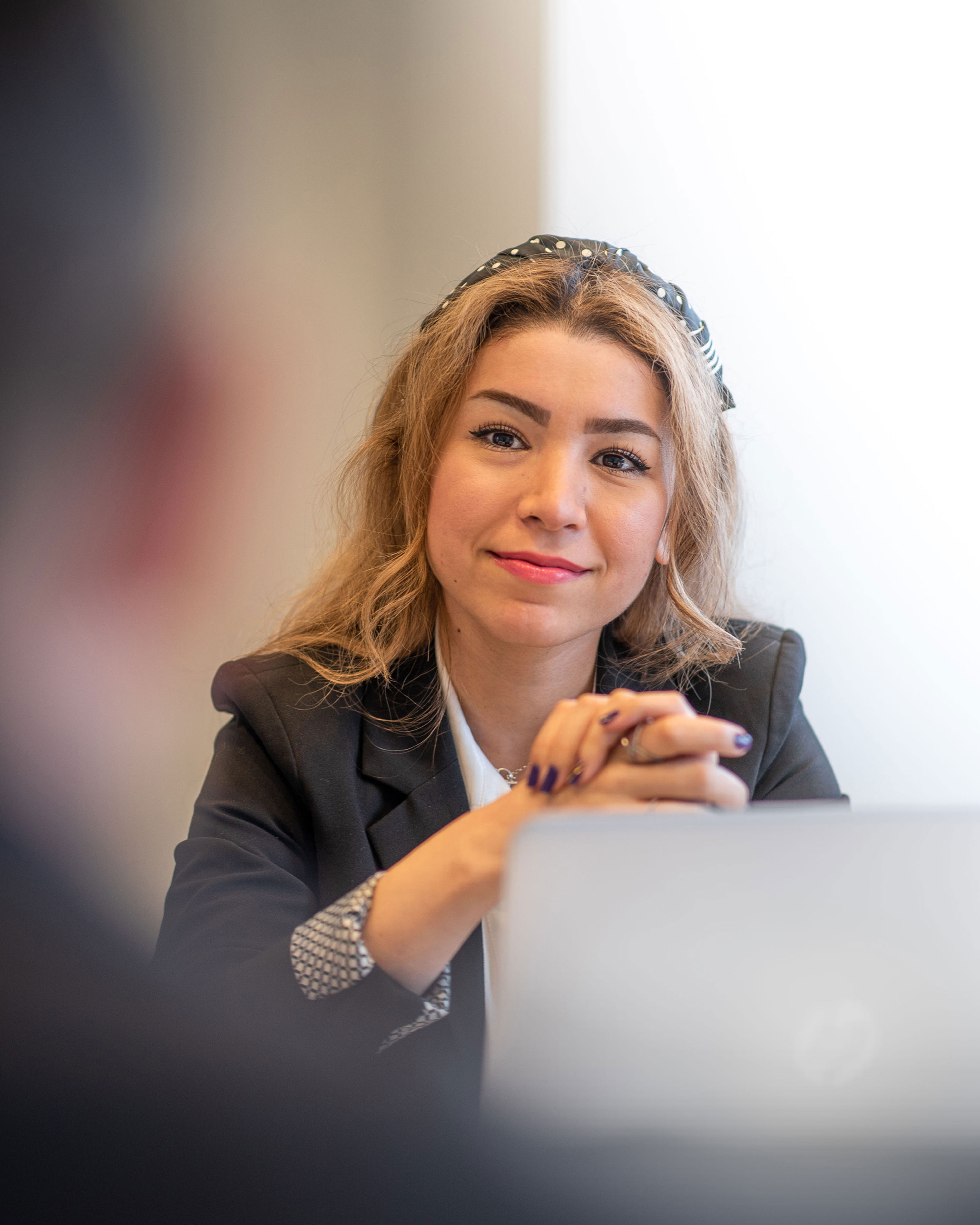 Ekspertka ds. recyklingu podczas spotkania