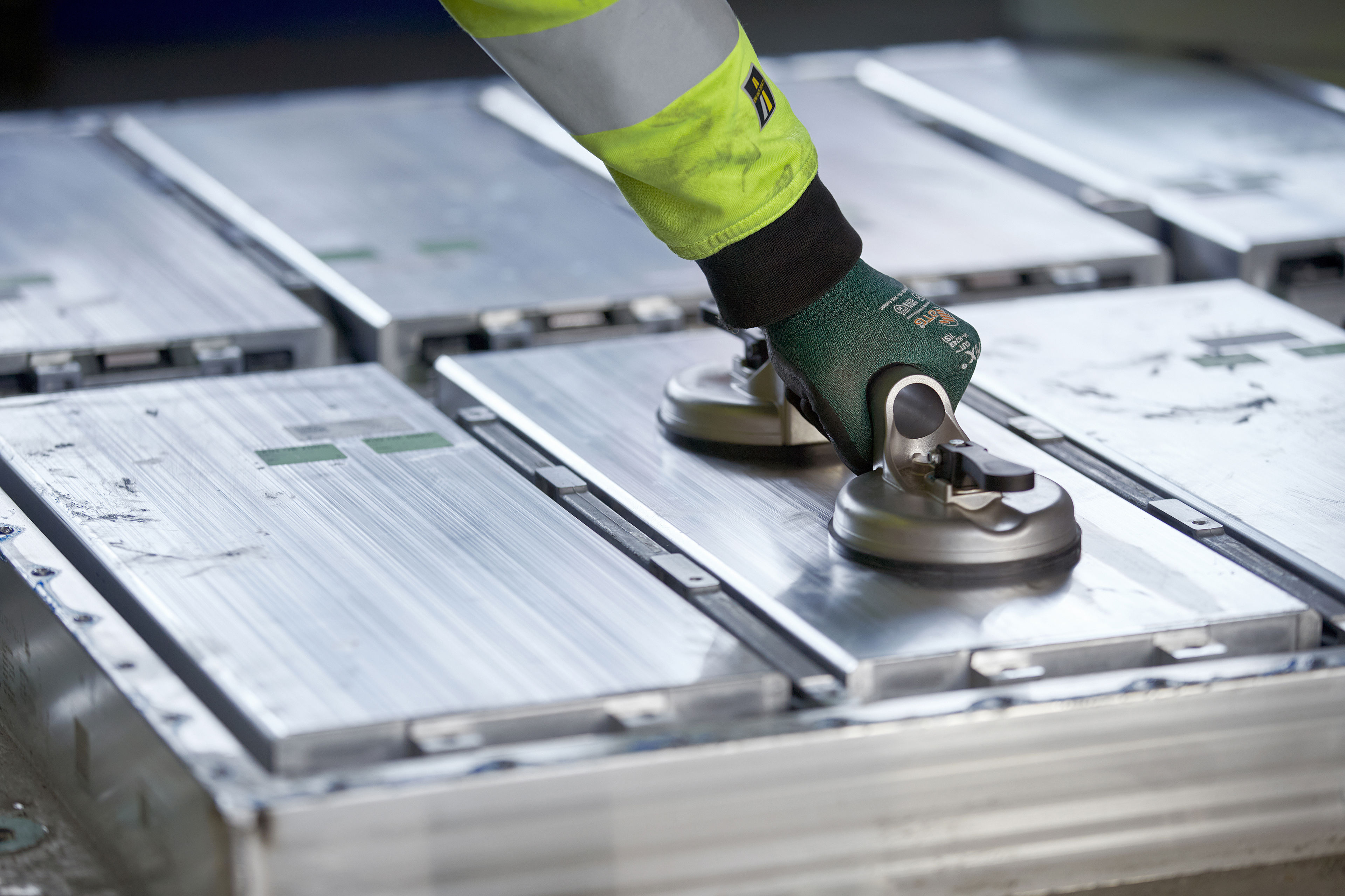 A Stena Recycling expert prepares to discharge a lithium-ion vehicle battery.