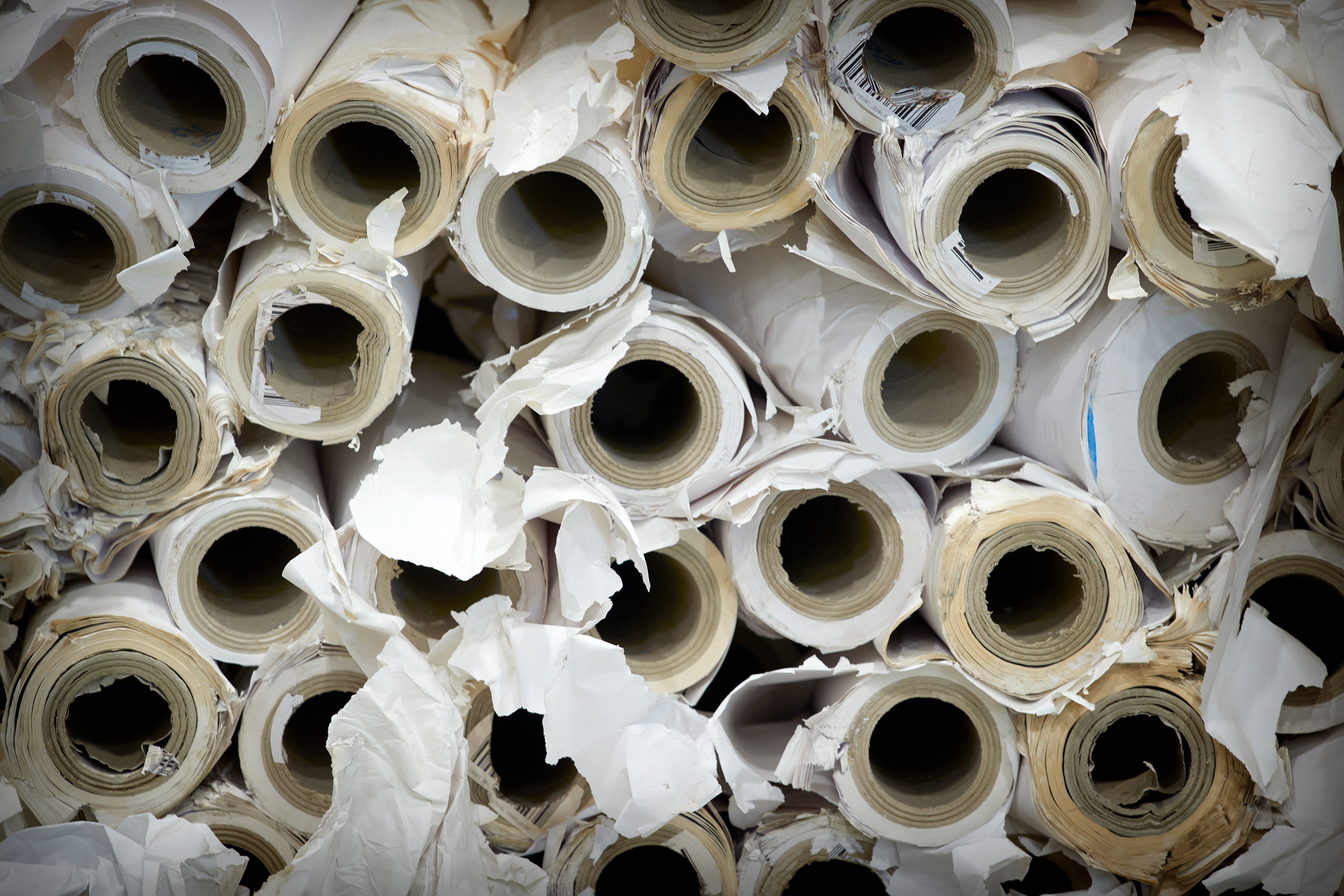 Resirkuleringsbeholder for papp