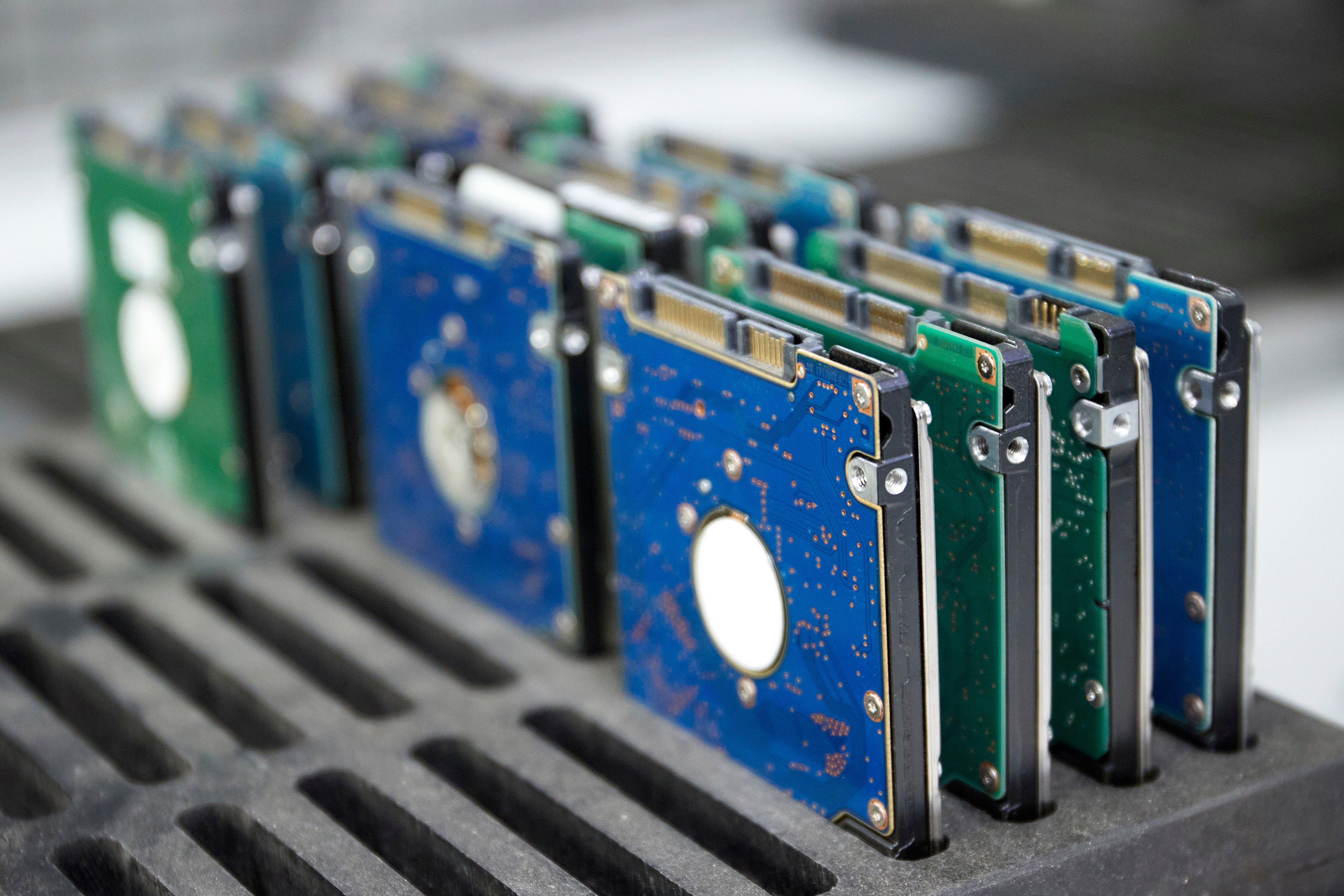 Affald fra brugt elektronik, der er klar til at blive genanvendt af Stena Recycling.