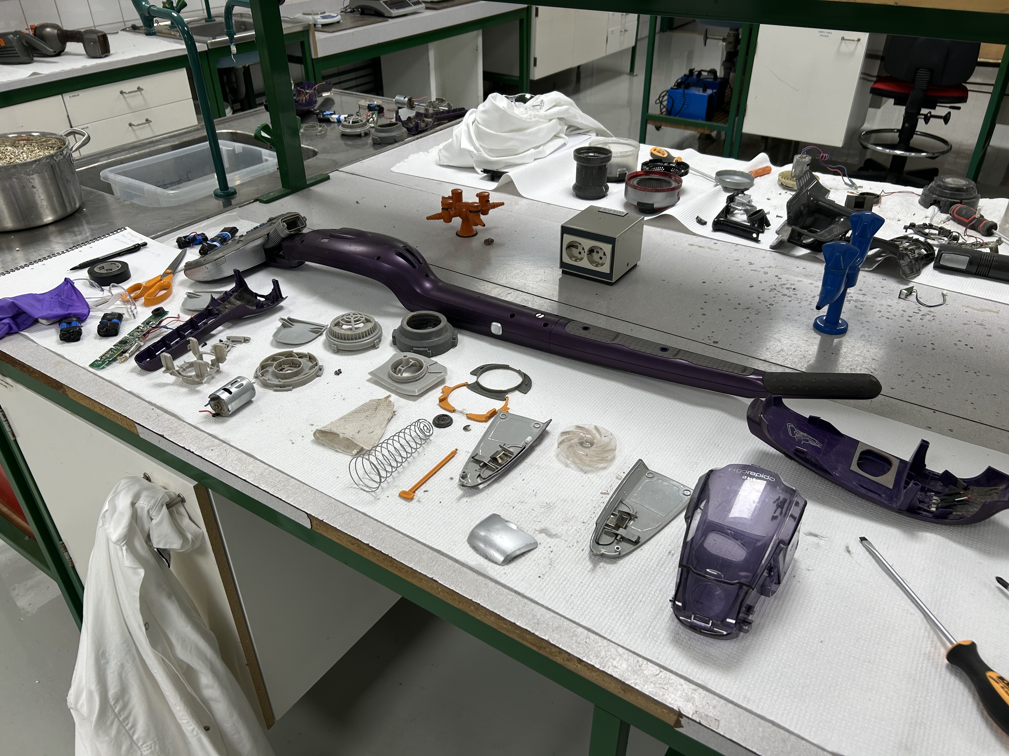 Isärplockad dammsugare